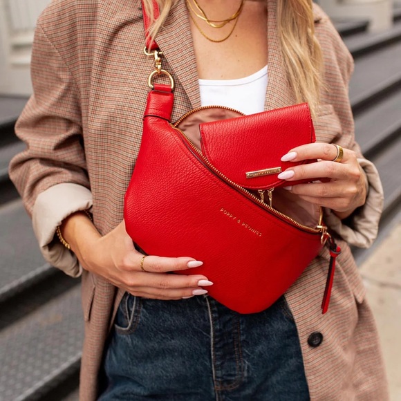 Poppy & Peonies Vibrant Red Sidekick Bag - Picture 4 of 4